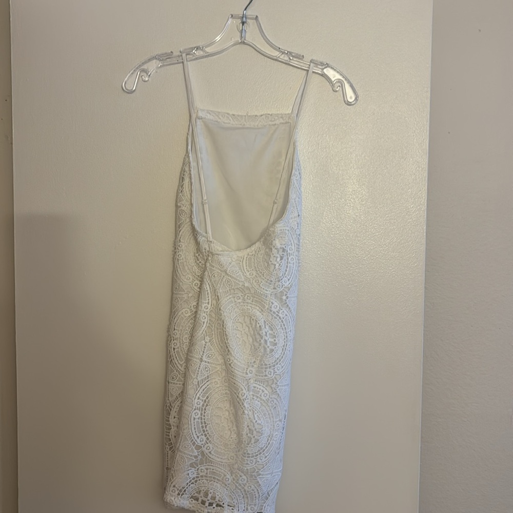 Forever 21 lace dress - Picture 2 of 3